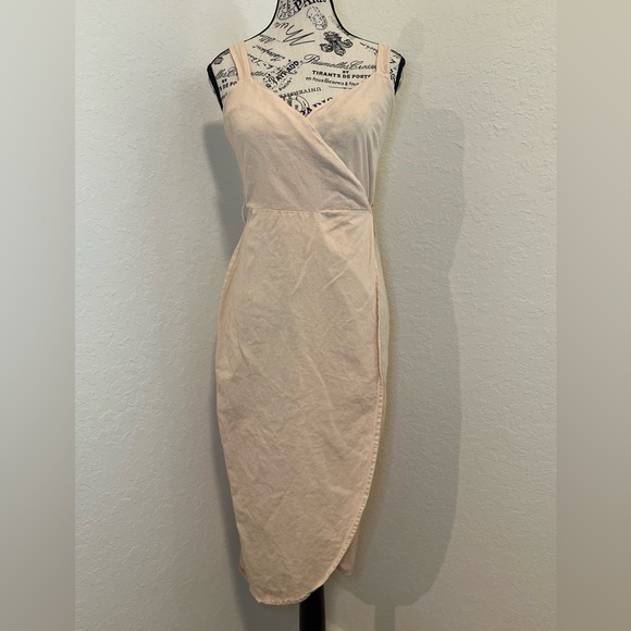 ASOS Asymmetrical Wrap Dress - belt is missing - Picture 1 of 13